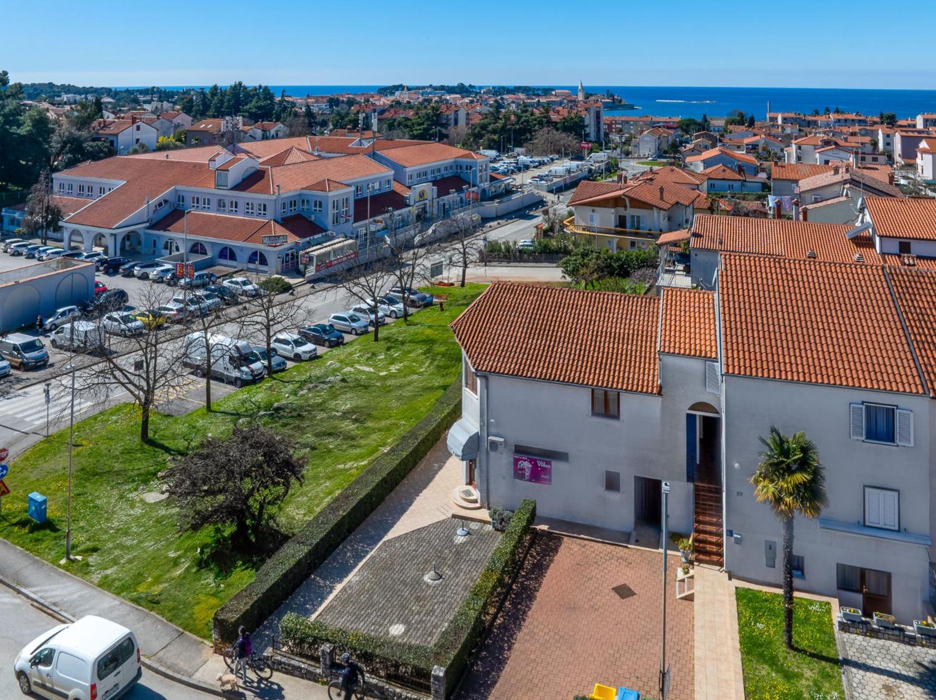 Biba Lux Poreč Exterior foto